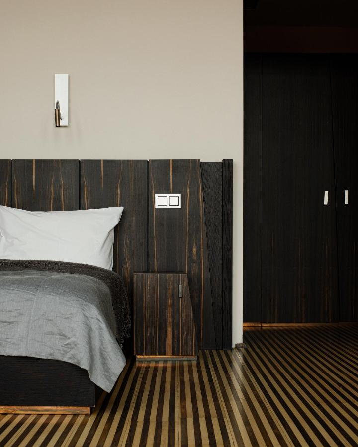 Hotel Monopol Вроцлав Екстериор снимка Ebony wood