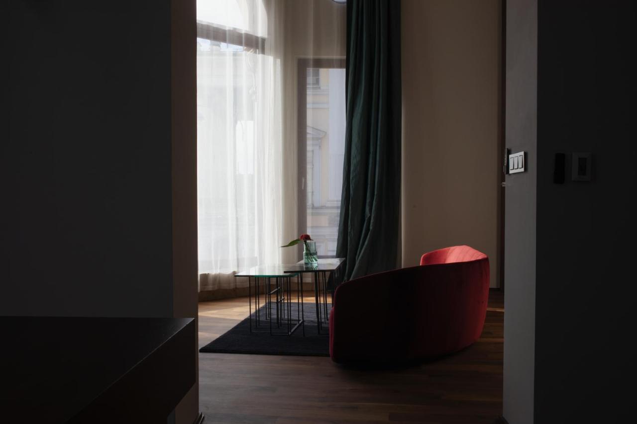 Hotel Monopol Вроцлав Екстериор снимка A room at the hotel