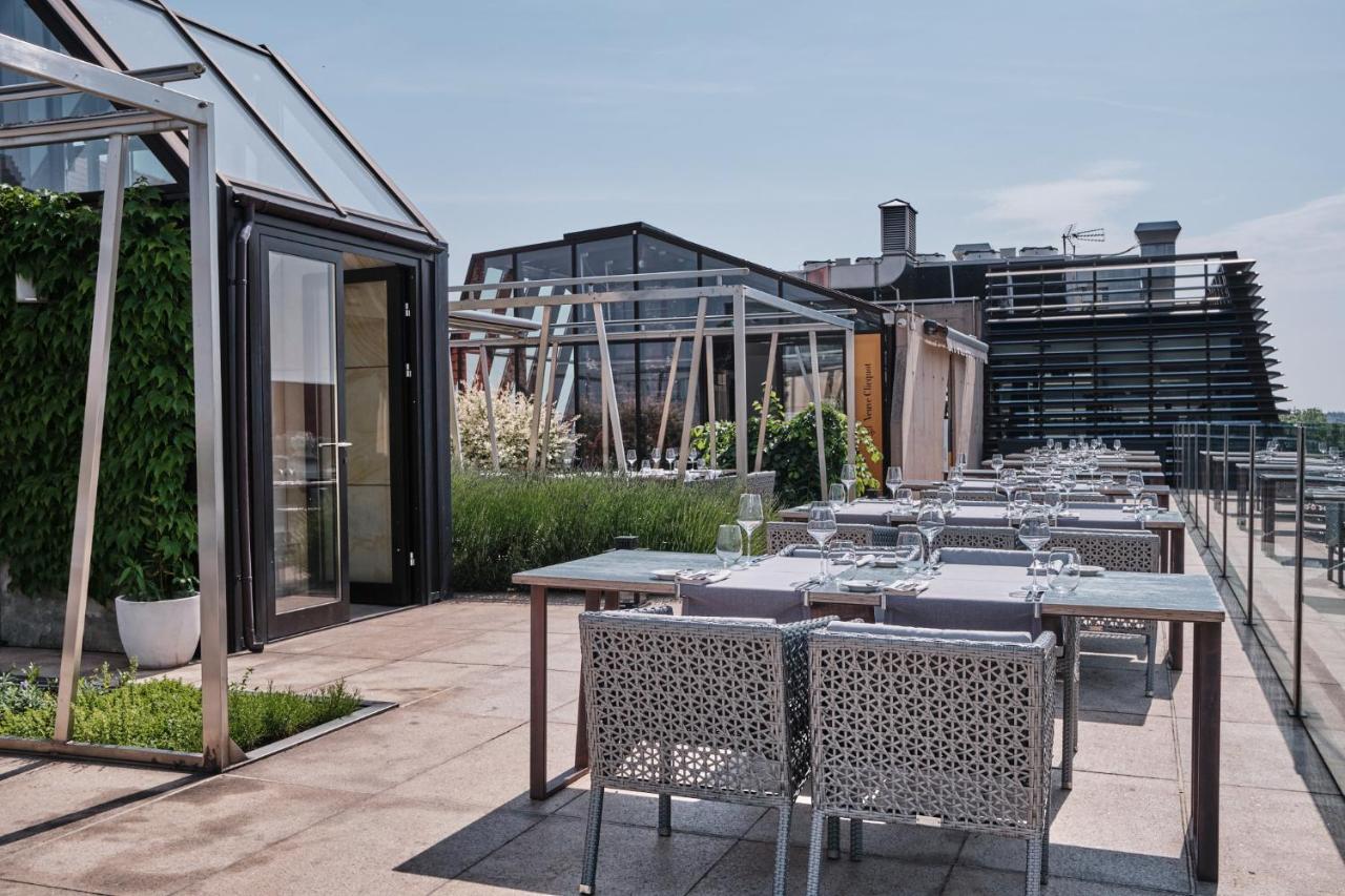 Hotel Monopol Вроцлав Екстериор снимка The rooftop terrace